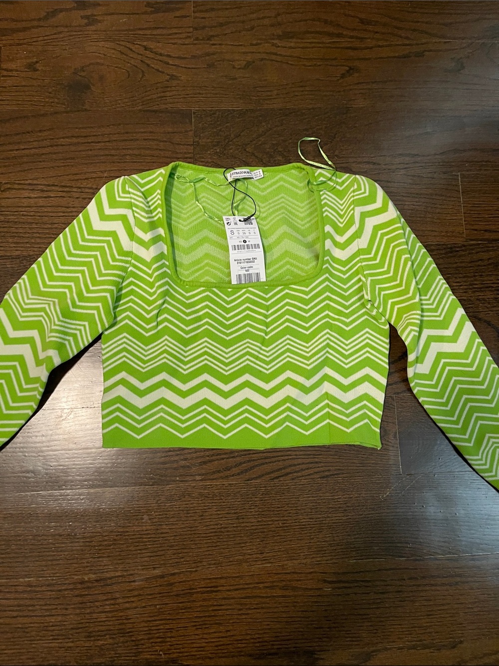 stradivarius Lime and White Chevron Square-Neck Crop Top